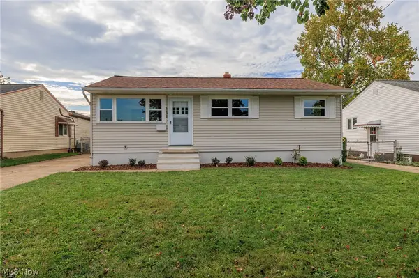 6498 Stonecrest Drive, Brook Park, OH 44142