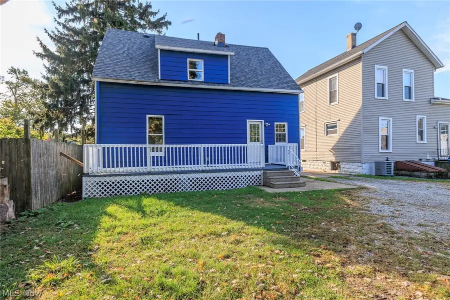 655 E Erie Avenue, Lorain, OH 44052 - #3