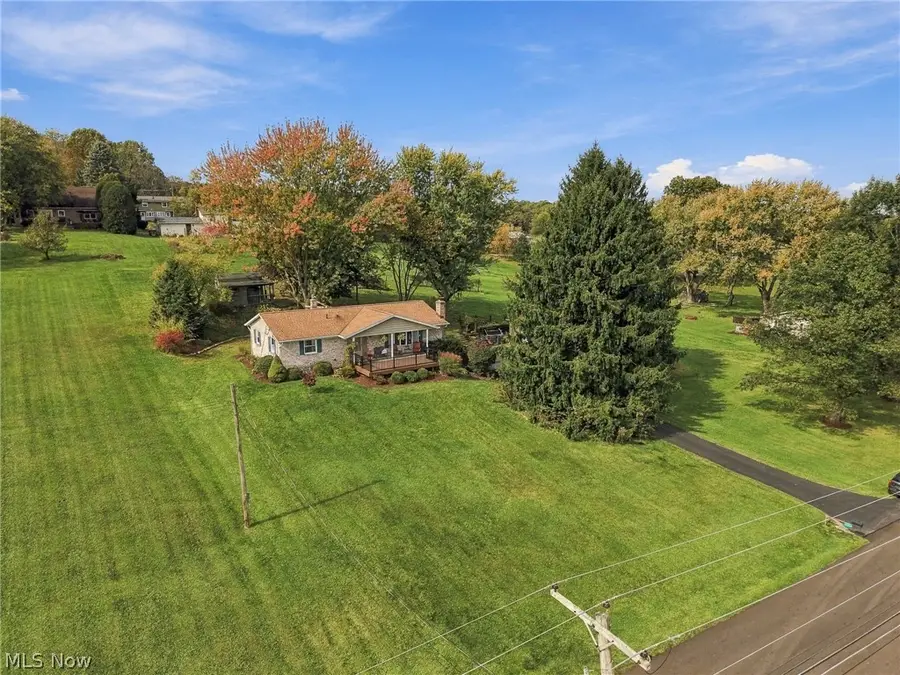 6439 Kemary Sw Avenue, Navarre, OH 44662 - #3
