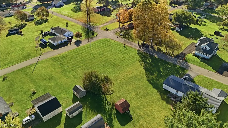 Mapleford Sw Street, Navarre, OH 44662 - #3