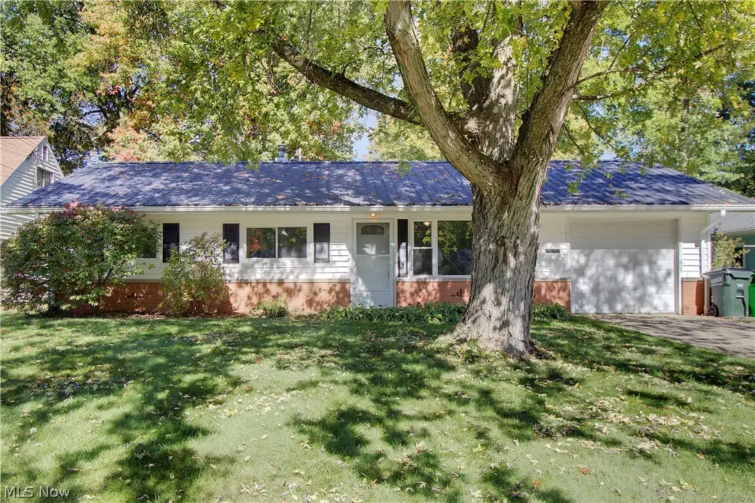 477 Linwood Drive, Alliance, OH 44601 - #1