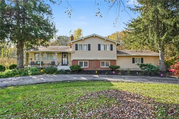566 Crackel Road, Aurora, OH 44202