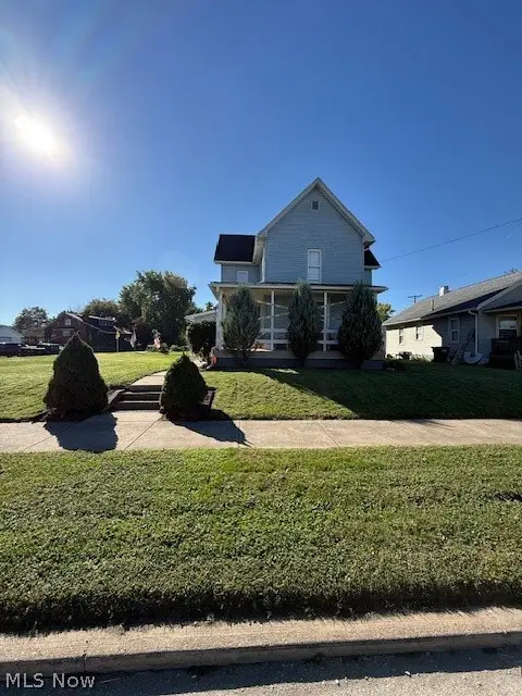 229 E State Street, Newcomerstown, OH 43832
