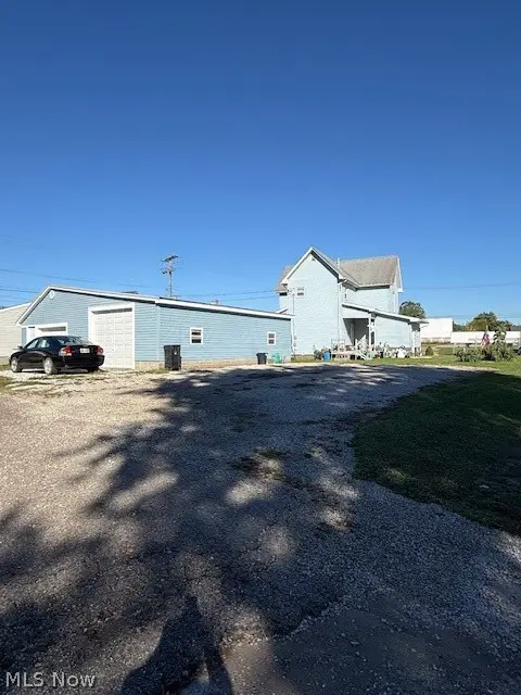 229 E State Street, Newcomerstown, OH 43832 - #3
