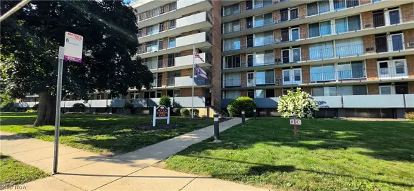2331 E Market Street #424, Akron, OH 44312