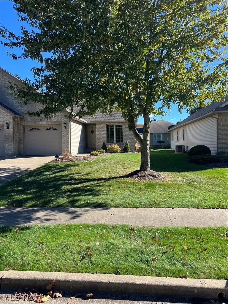 712 Parkview Drive, Dover, OH 44622 - #2