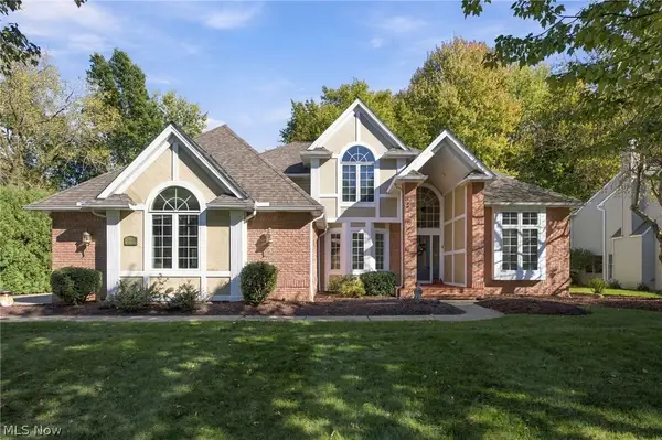 517 Rockwood Court, Avon Lake, OH 44012