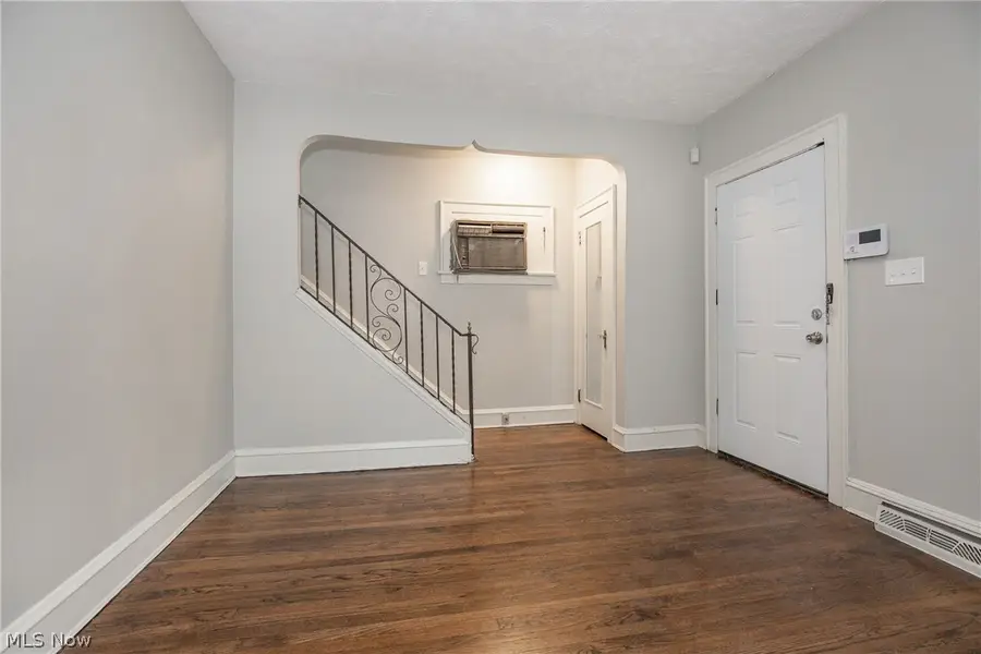 9809 Hilgert Drive, Cleveland, OH 44104 - #3