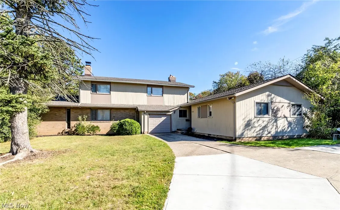 3129 Warrensville Center Road, Shaker Heights, OH 44122 - #1