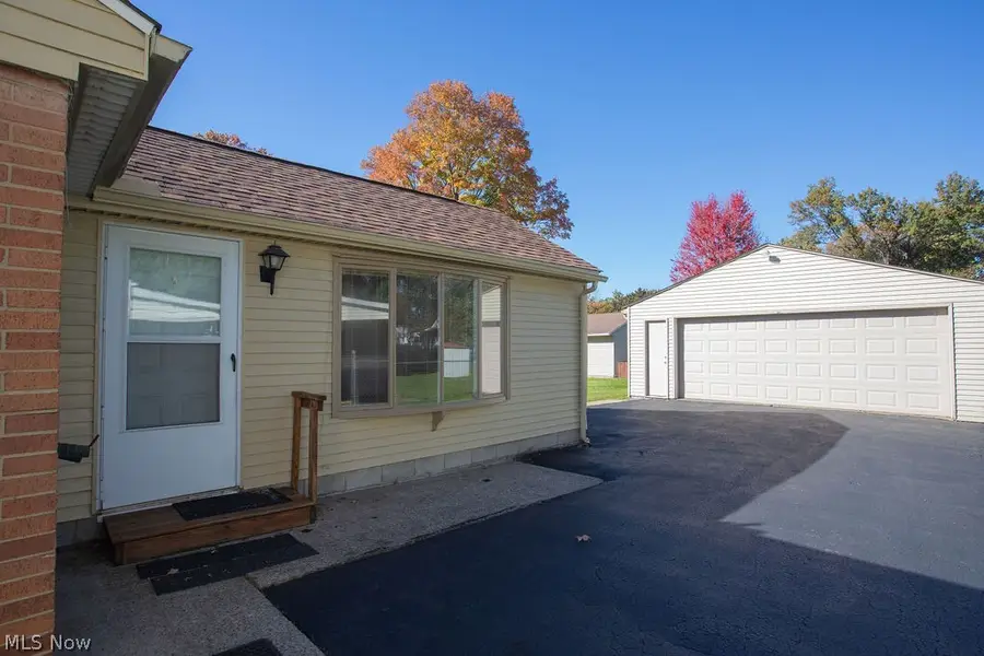 126 Centervale Avenue, Youngstown, OH 44512 - #3