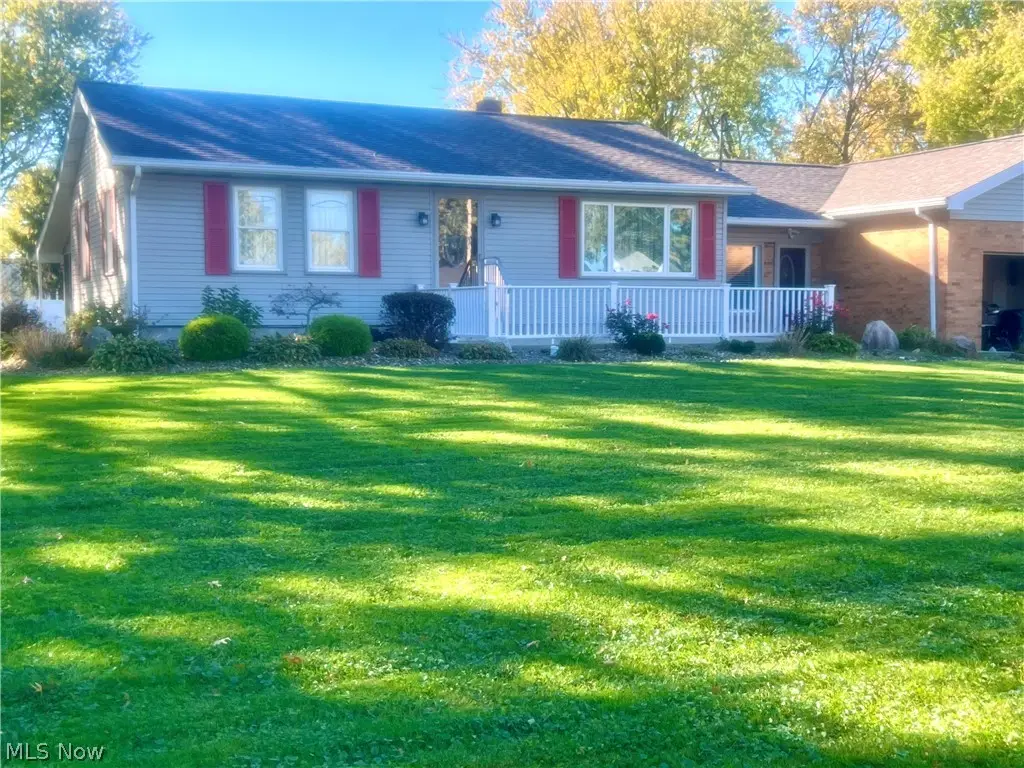 5769 Emerson Nw Avenue, Champion, OH 44483 - #1