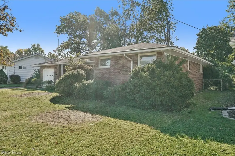 1409 W 40th Street, Lorain, OH 44053 - #3
