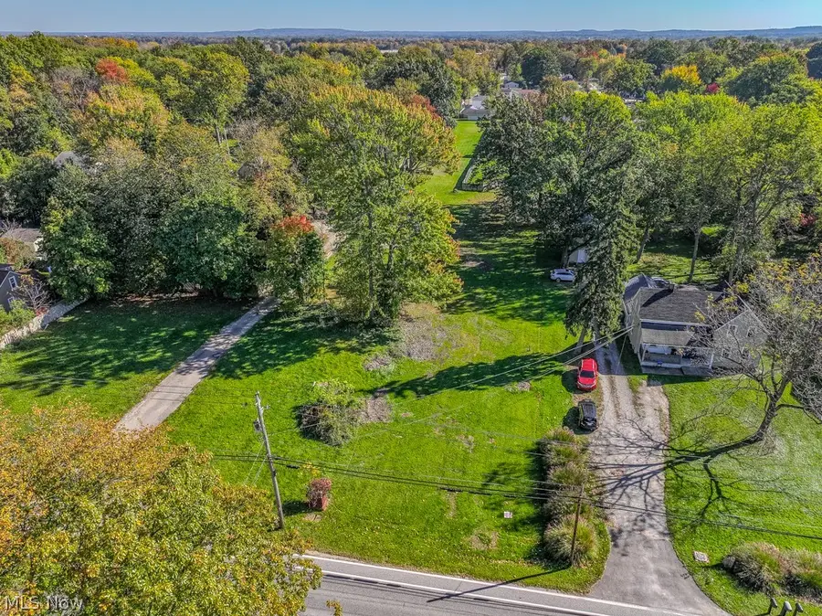 37670 Lake Shore Boulevard, Eastlake, OH 44095 - #3
