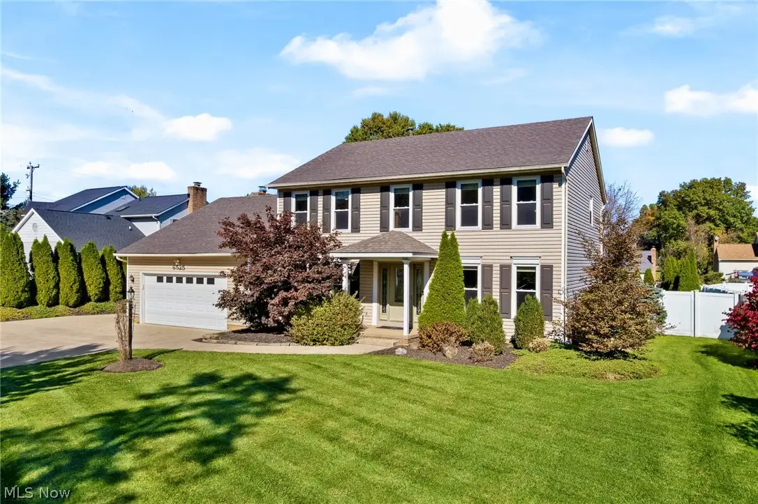 6525 Beckleigh Nw Circle, Canton, OH 44708 - #1