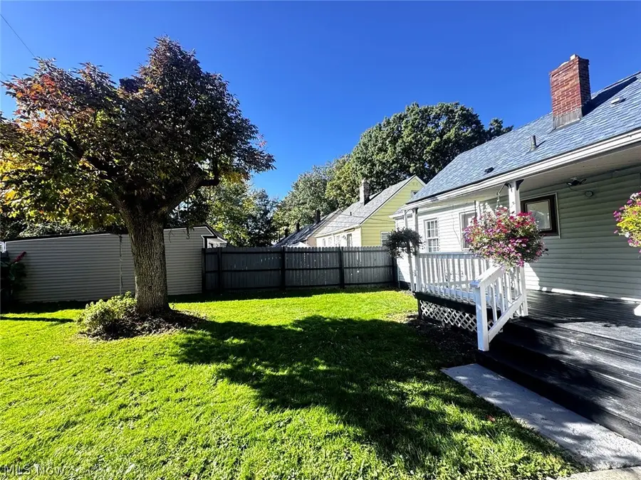 11801 Kensington Avenue, Cleveland, OH 44111 - #3