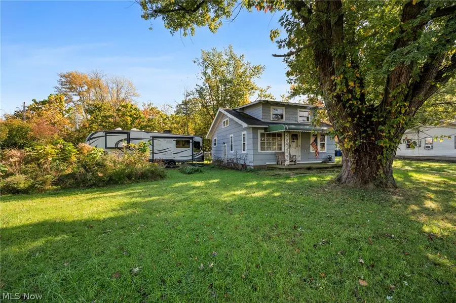 559 Pasadena Avenue, Sheffield Lake, OH 44054 - #3