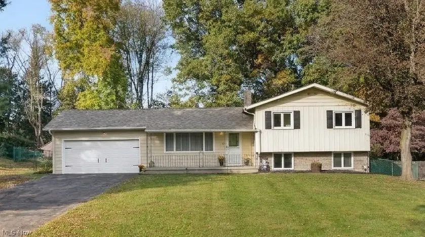 195 Gunarh Drive, Akron, OH 44319 - #1