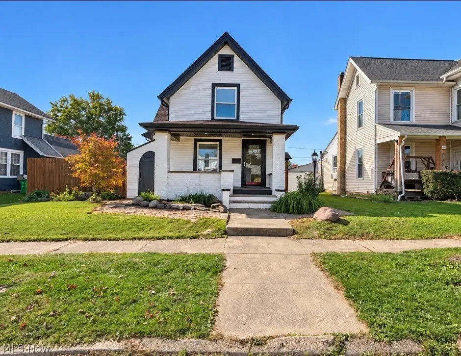 811 7th Sw Street, Massillon, OH 44647 - #1