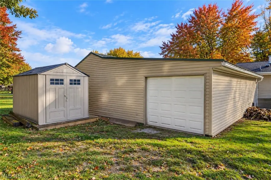 770 S 14th Street, Sebring, OH 44672 - #3