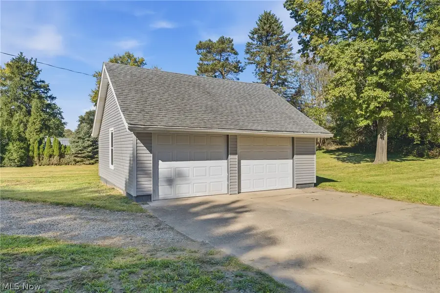 2549 30th Ne Street, Canton, OH 44705 - #2