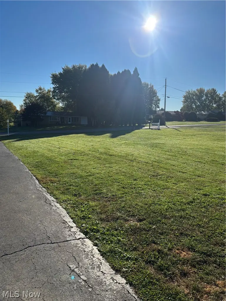 16077 Park Way, East Liverpool, OH 43920 - #2