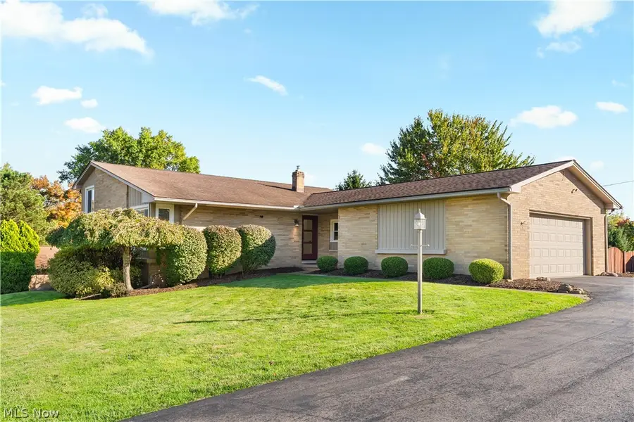 2206 56th Ne Street, Canton, OH 44721 - #3
