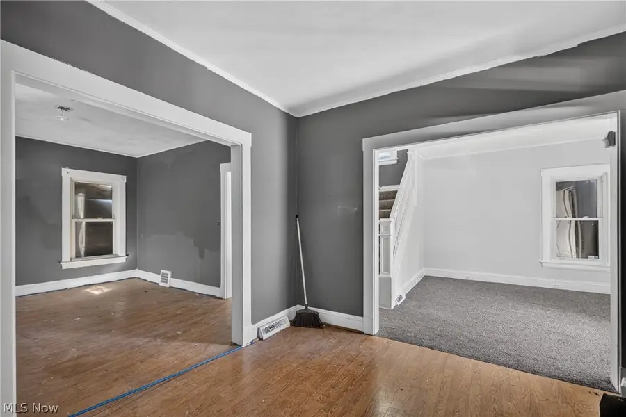 890 E 75th Street, Cleveland, OH 44103 - #3