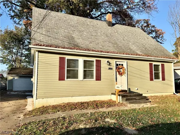 2856 Merriweather Nw Street, Warren, OH 44485
