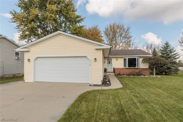 1012 Greenwich Avenue, Grafton, OH 44044
