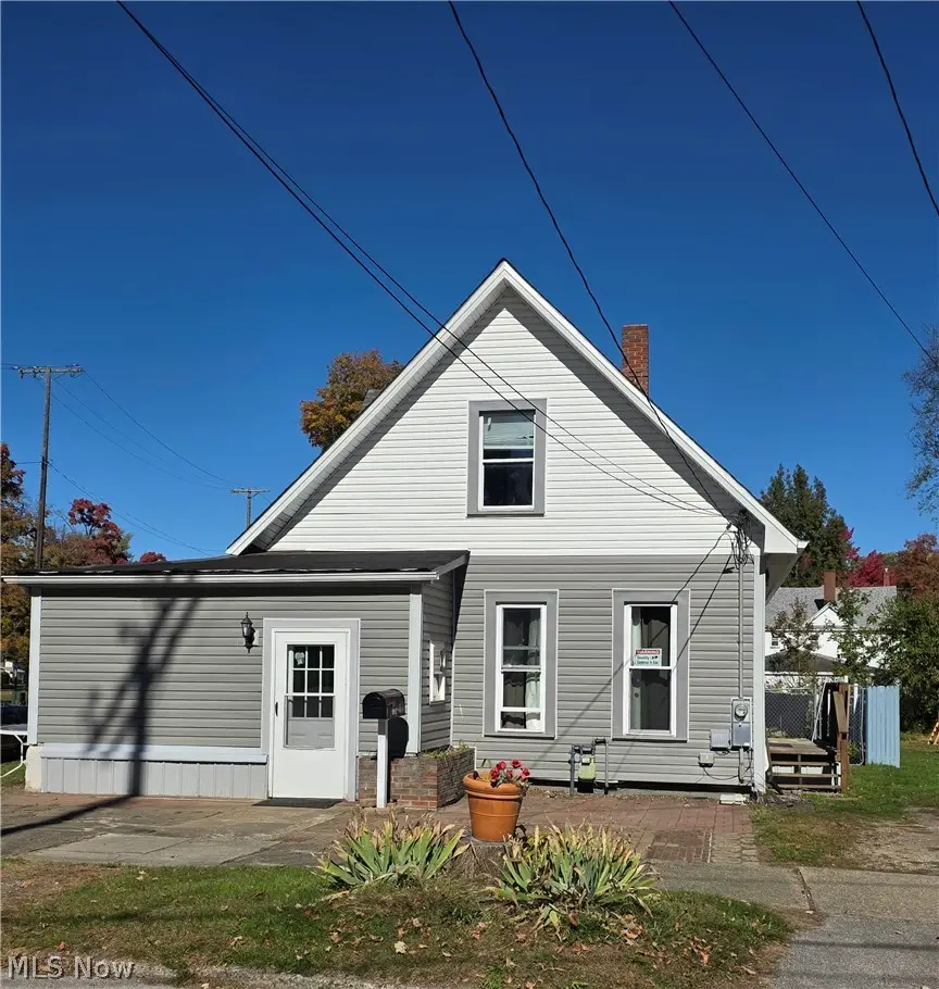 482 Liberty Street, Conneaut, OH 44030 - #2