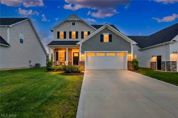 5394 Hawks Nest Circle, Sheffield Village, OH 44054