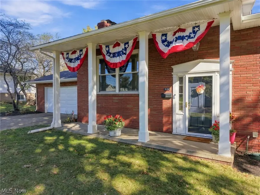 820 Weber Ne Avenue, North Canton, OH 44720 - #2