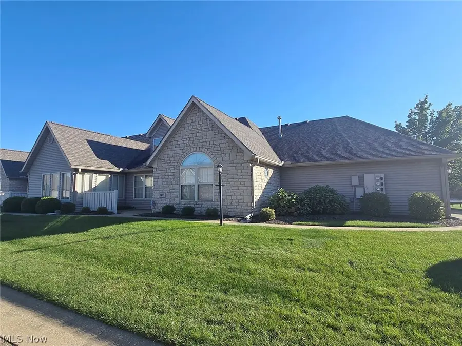 1425 Laurenbrook Ne Lane, Massillon, OH 44646 - #3