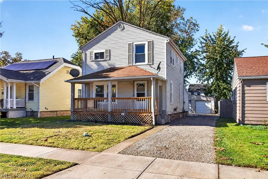 147 Fairlawn Avenue, Elyria, OH 44035 - #3