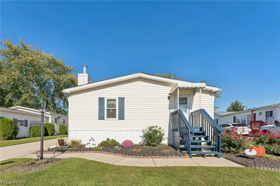 1565 Birdie Lane, Painesville, OH 44077 - #3