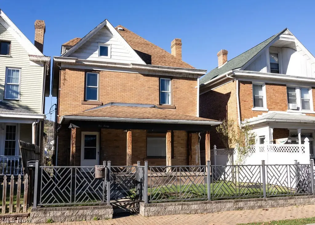 520 Grant Street, Newell, WV 26050 - #1