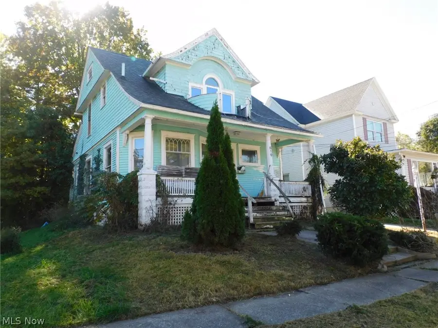 510 W 40th Street, Ashtabula, OH 44004 - #2