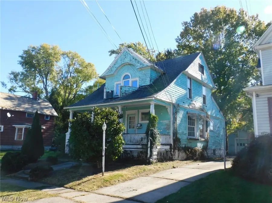 510 W 40th Street, Ashtabula, OH 44004 - #3