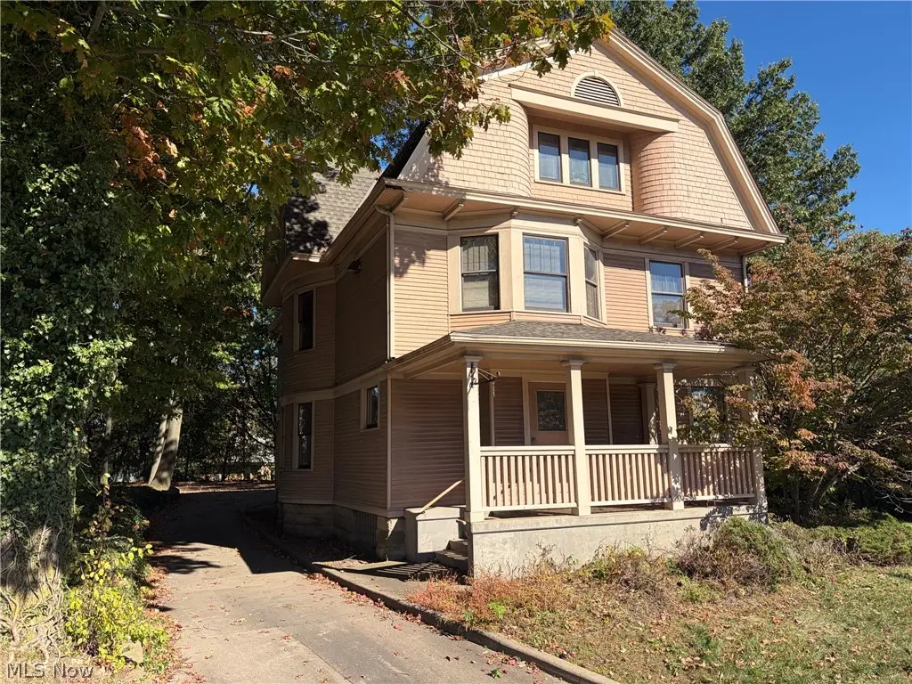 631 W Exchange Street, Akron, OH 44302 - #1
