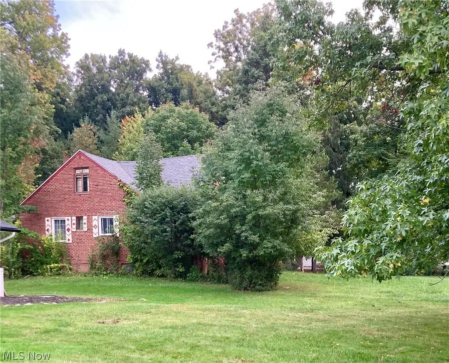 5345 Mardale Avenue, Bedford Heights, OH 44146 - #3