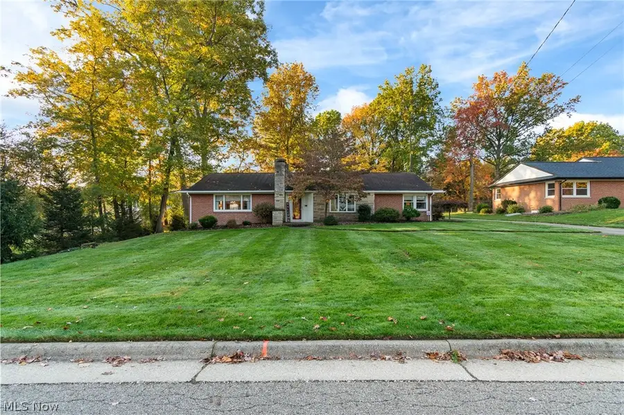244 Cordelia Sw Street, North Canton, OH 44720 - #3