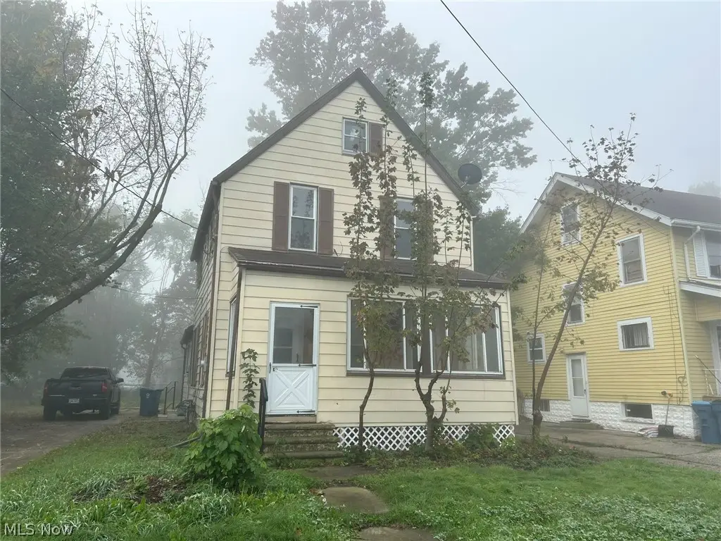 823 W 21st Street, Lorain, OH 44052 - #1