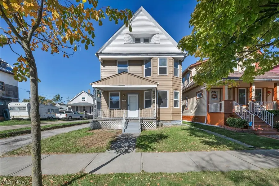 3822 Carlyle Avenue, Cleveland, OH 44109 - #2
