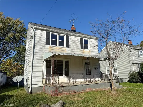891 Davies Avenue, Akron, OH 44306