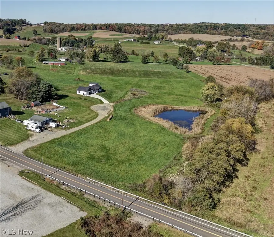4135 State Route 516 Nw, Dover, OH 44622 - #3