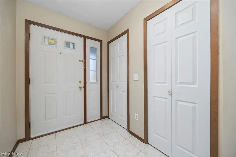 5230 Berkeley Drive, Sheffield, OH 44054 - #3