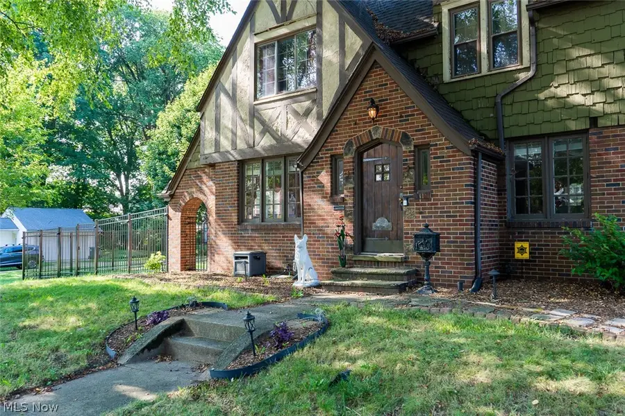 421 21st Nw Street, Canton, OH 44709 - #2