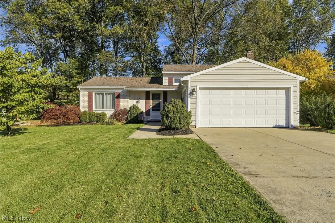26956 Oxford Park Lane, Olmsted, OH 44138 - #1