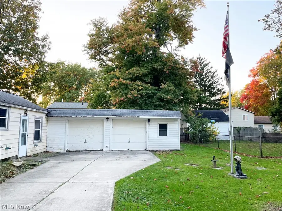 5564 Green Oak Avenue, Mentor, OH 44060 - #3