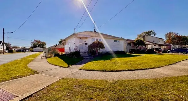 14871 S Gallatin Boulevard, Brook Park, OH 44142